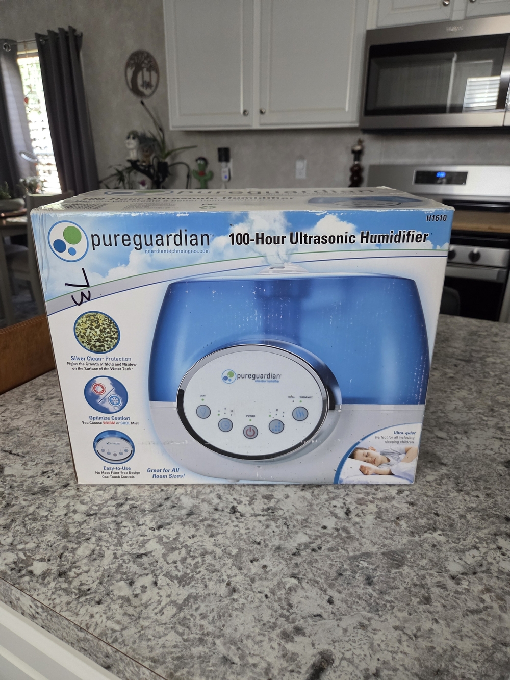 Nib PureGuardian 100-Hour Ultrasonic Humidifier in Blue